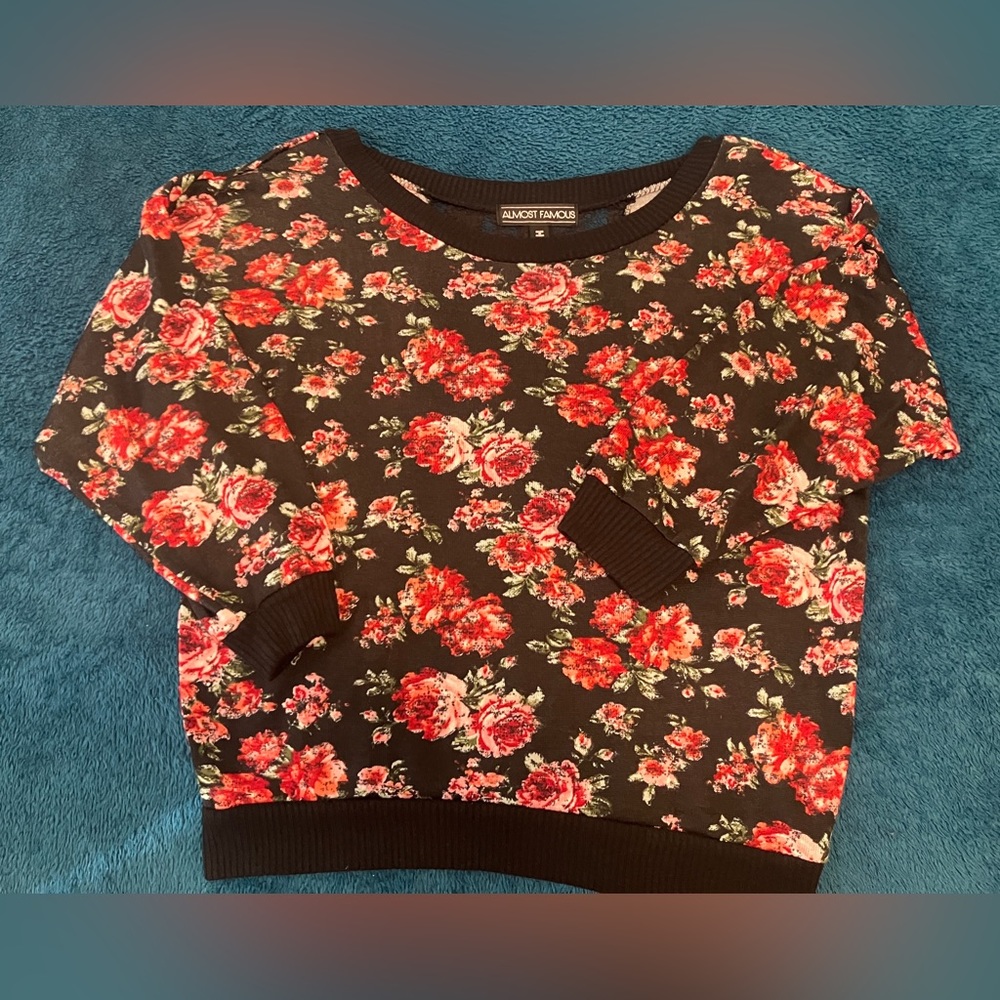 Almost Famous floral sweater